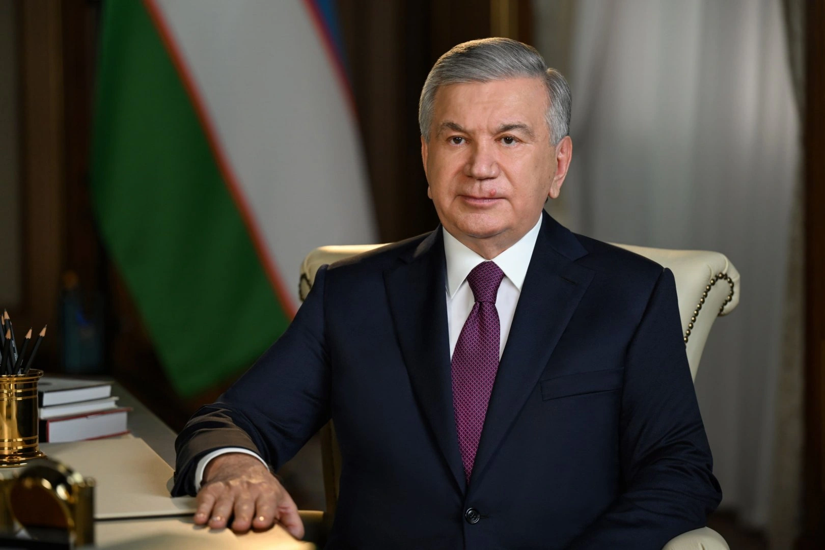 Uzbekistan enacts new constitutional law on Presidential Administration