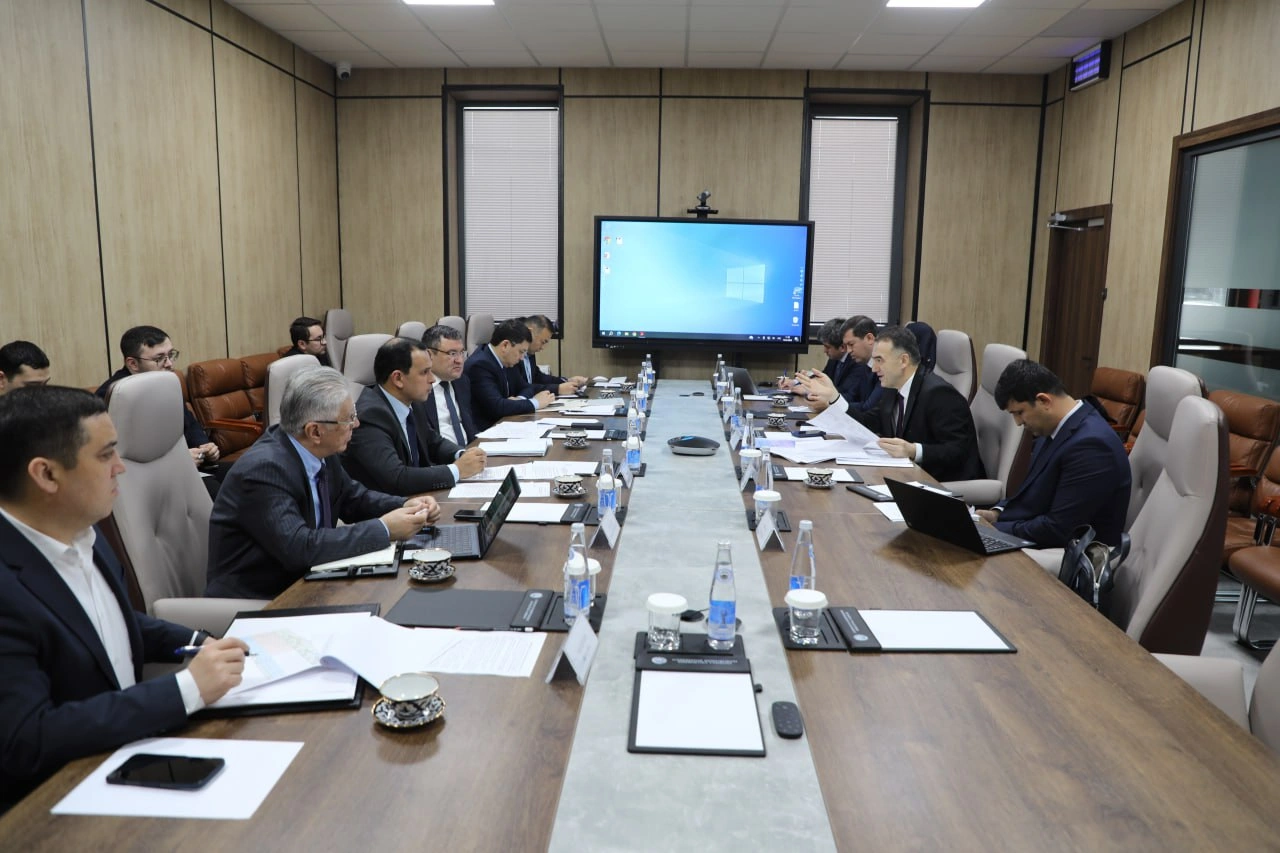 Uzbekistan, Tajikistan push for expanded electricity exchange