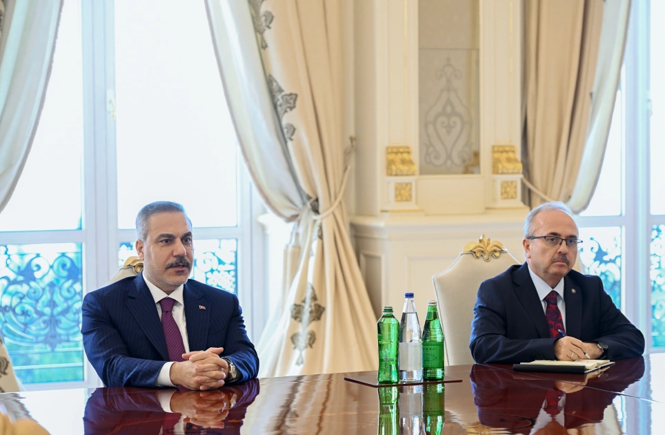 President Ilham Aliyev receives Turkish Foreign Minister (PHOTO)