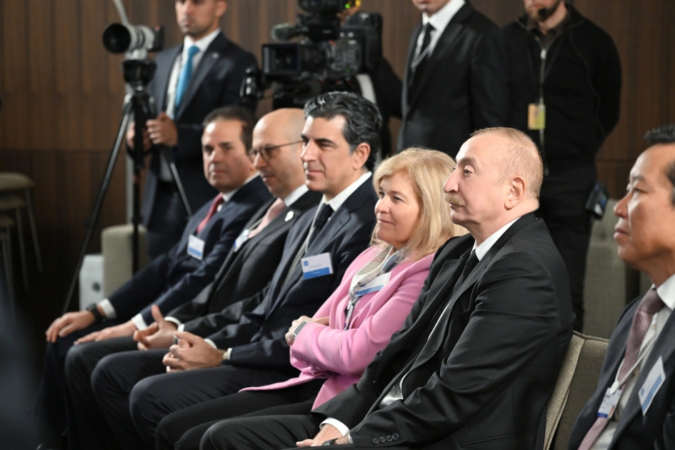 President Ilham Aliyev attends “Azerbaijan Executive Breakfast” event in Davos (PHOTO)