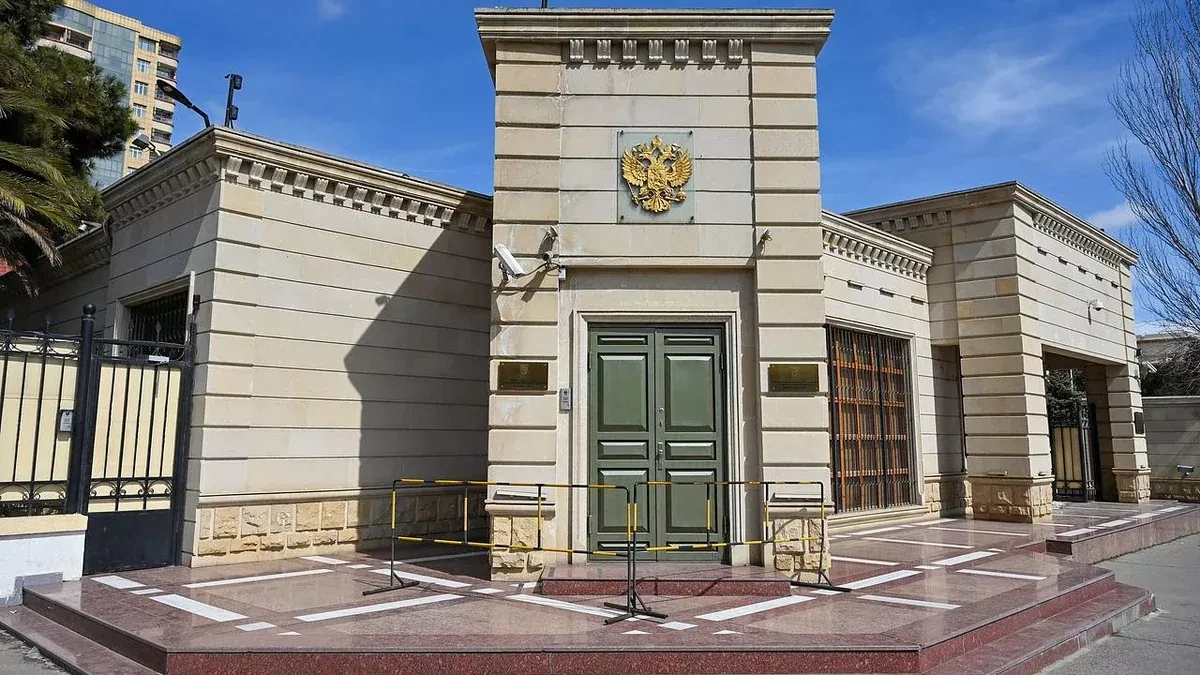 Russian embassy thanks Azerbaijan for helping evacuate citizens from Iran