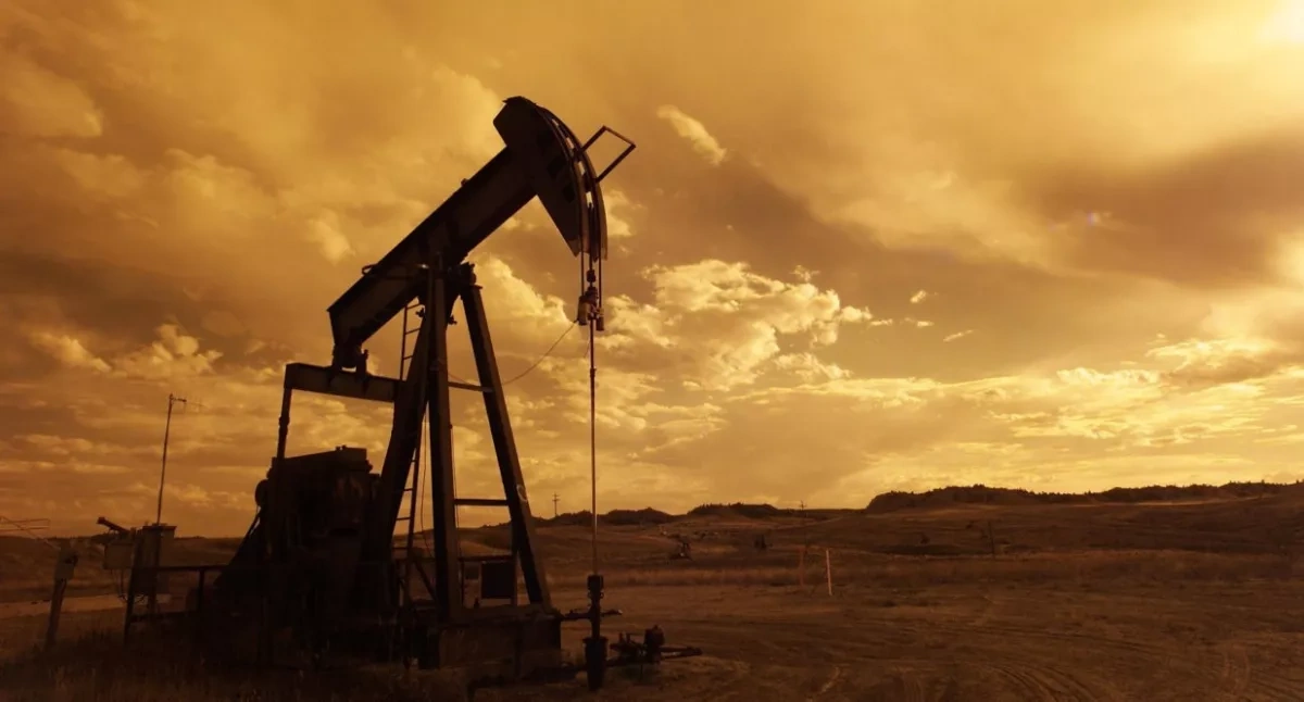 Oil prices experience spike amid Trump’s renewed Iran threat, Kazakh oilfield fire