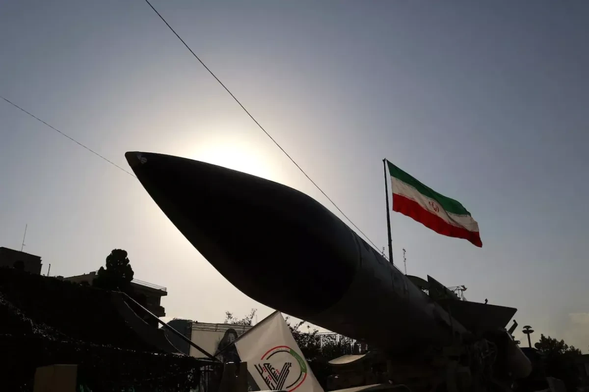 Iranian lawmakers urge approval of ICBM development