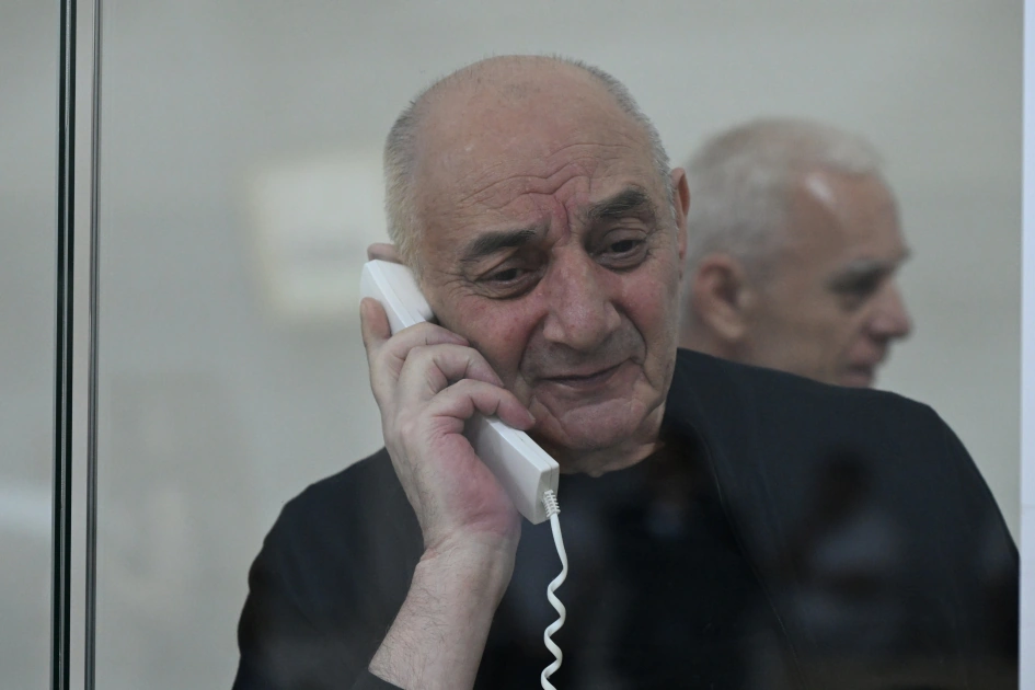Baku court begins hearing appeals by Armenian citizens convicted of serious crimes (PHOTO)