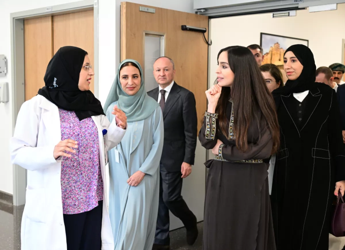 Heydar Aliyev Foundation vice-president visits Sultan Qaboos Cancer Care facility in Oman PHOTO
