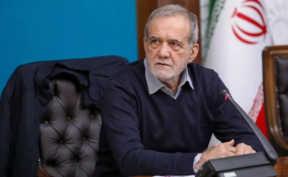 Iran’s Pezeshkian warns of “decisive” response to any attack