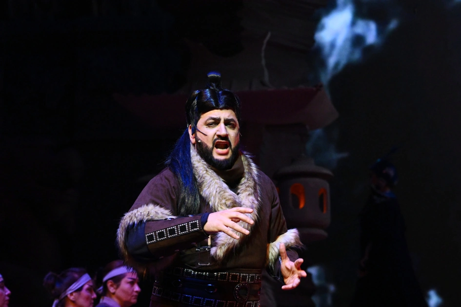 Heydar Aliyev Foundation VP Leyla Aliyeva attends premiere of opera “Turandot” (PHOTO)