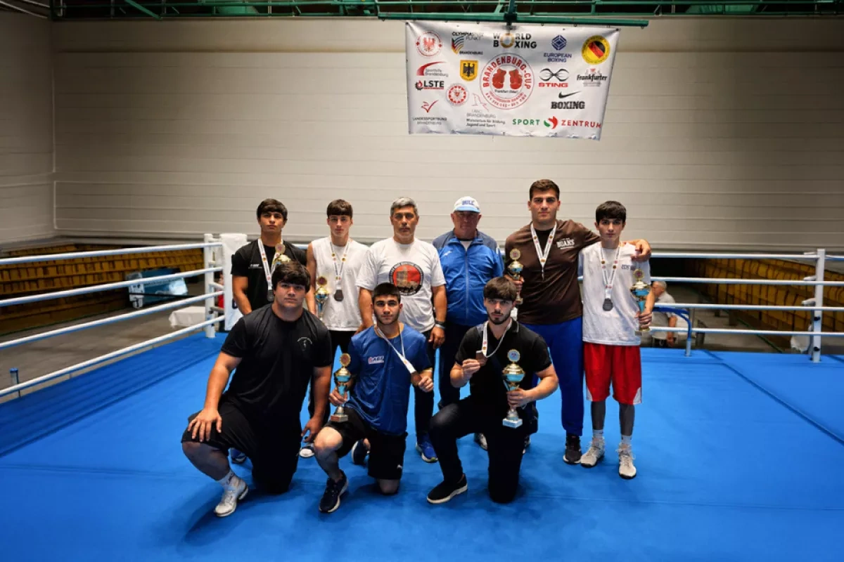 Azerbaijan’s U-19 boxers shine in Frankfurt, winning six medals PHOTO