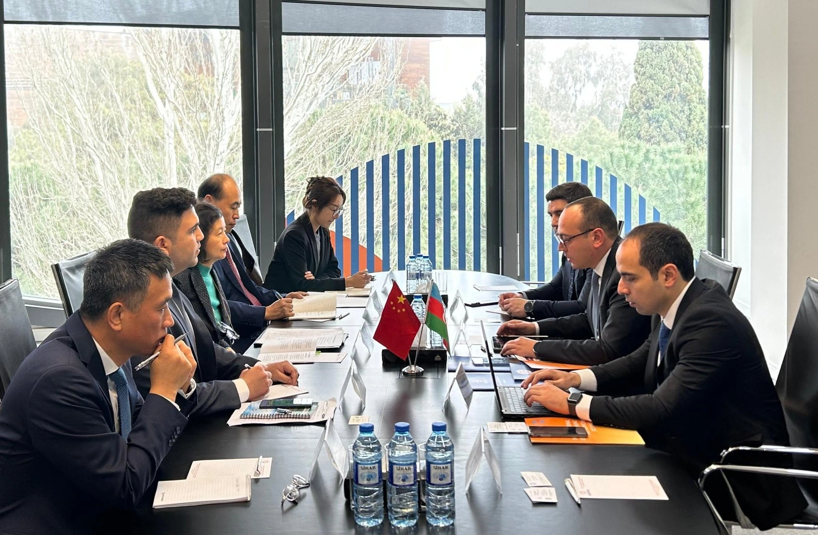 Azerbaijan and China hold talks on trade and investment relations