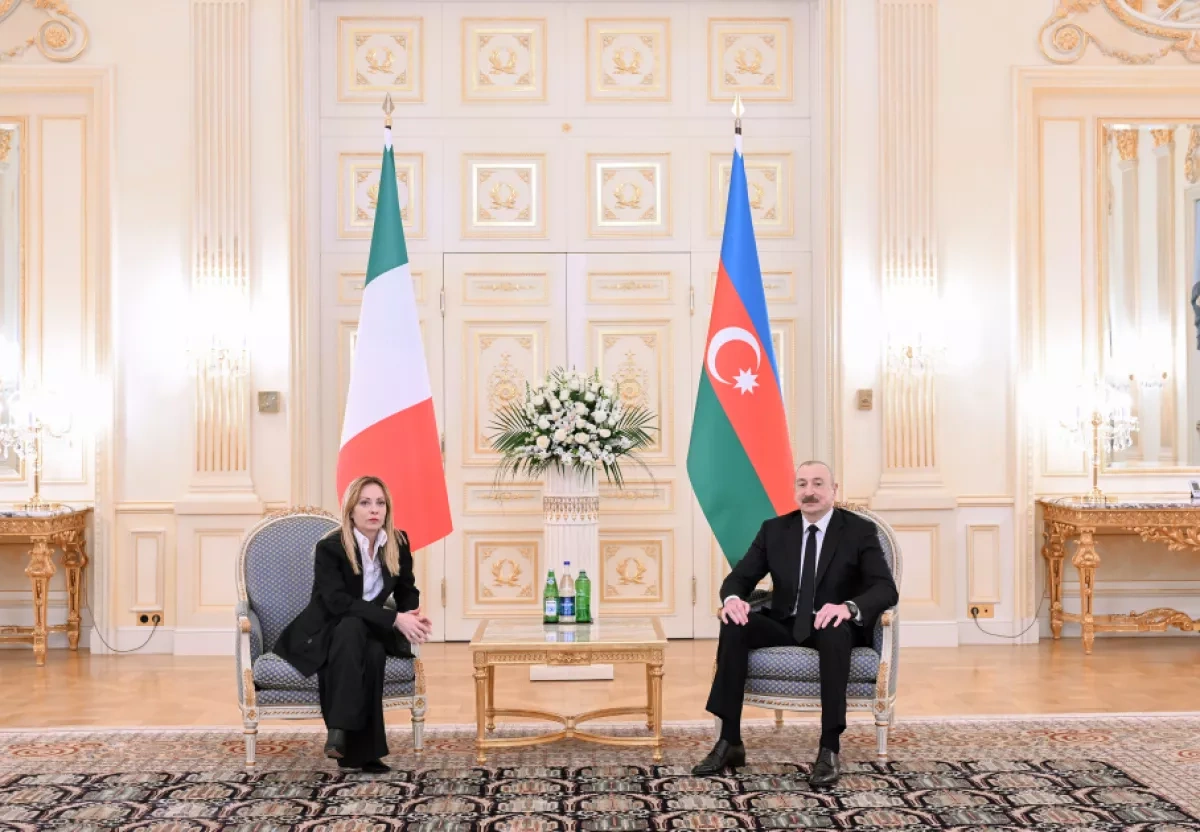 Azerbaijani president, Italian PM make press statements in Baku