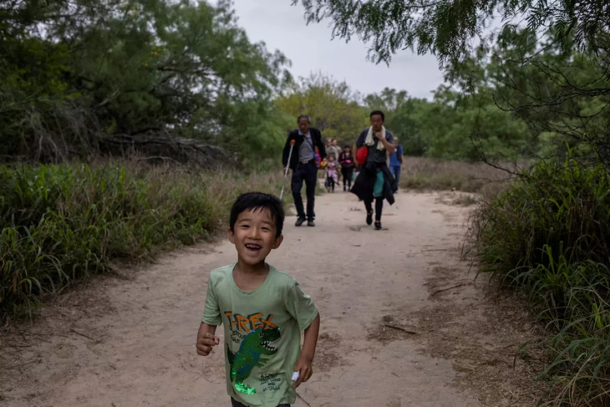 US warns China over deportations, signals possible travel curbs