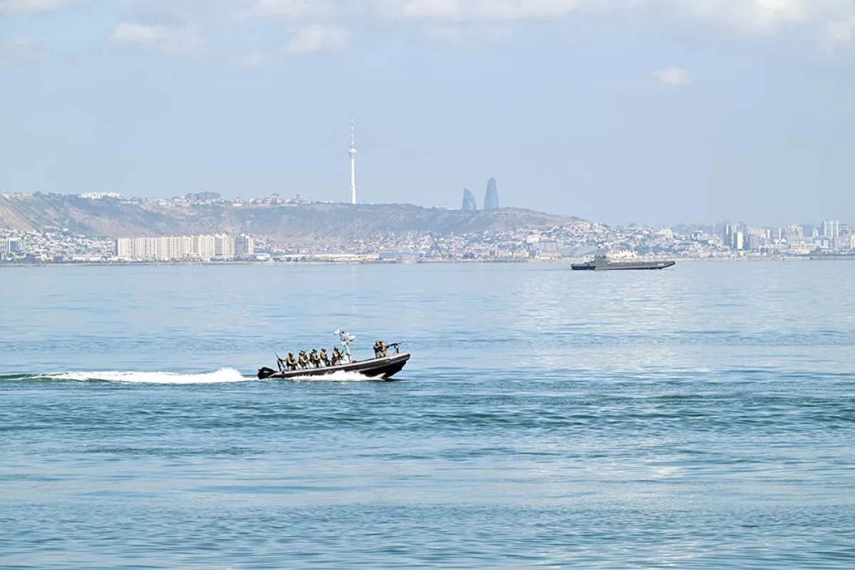 Azerbaijan, Türkiye, Uzbekistan militaries conduct vessel rescue drill PHOTO / VIDEO