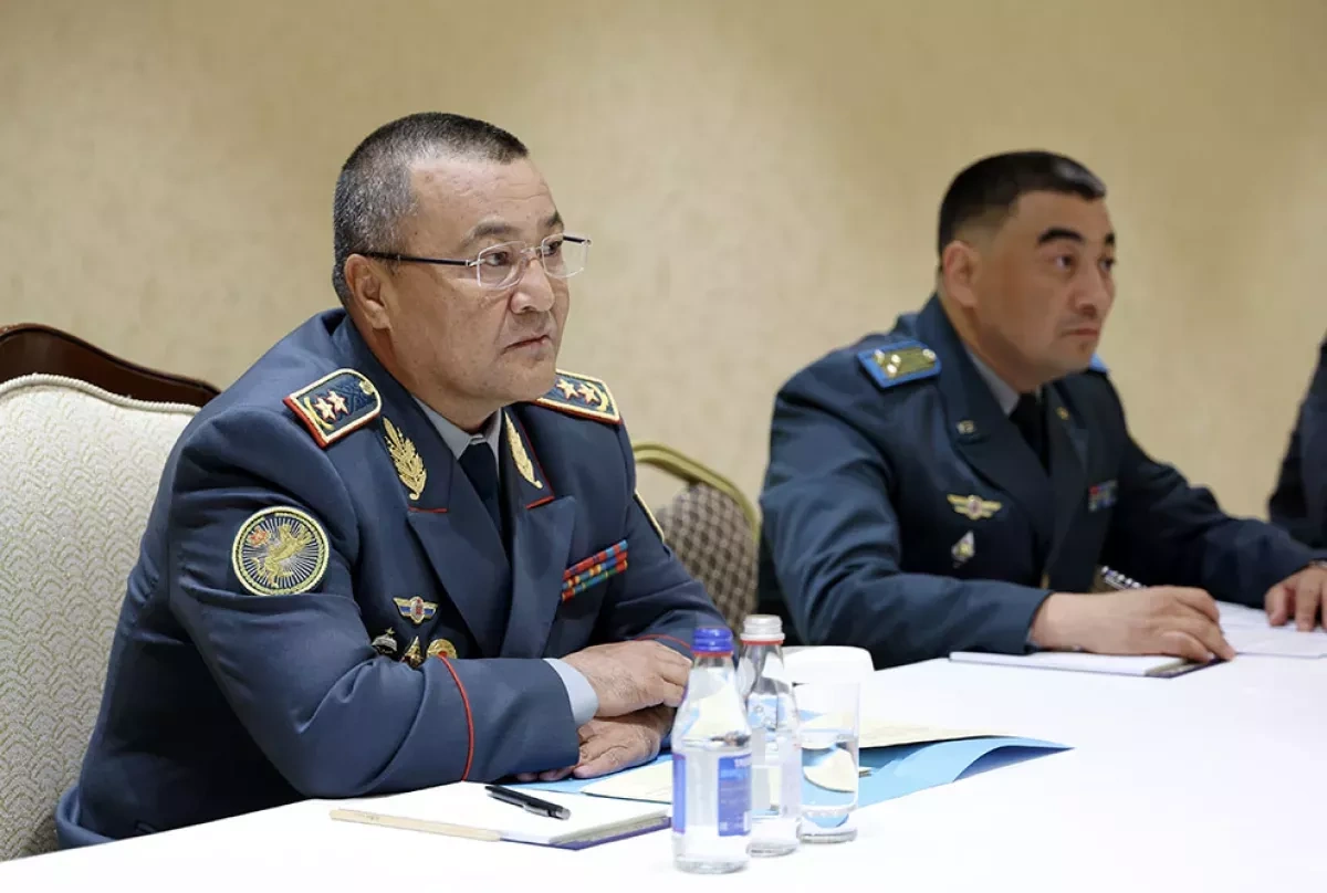 Kazakhstan decorates Azerbaijani top general for defence cooperation between two states PHOTO