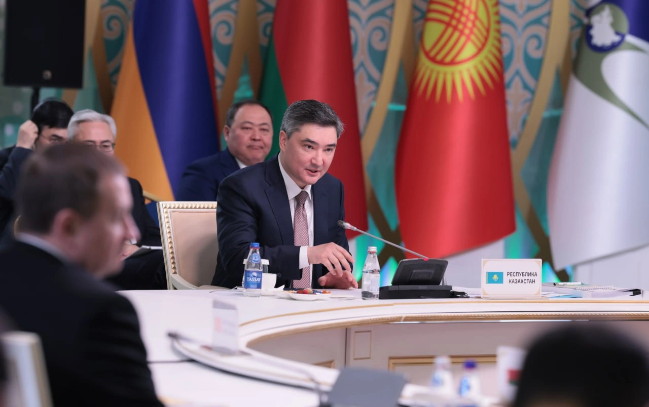 Kazakhstan calls for focus on high-value-added production in EAEU co-op projects