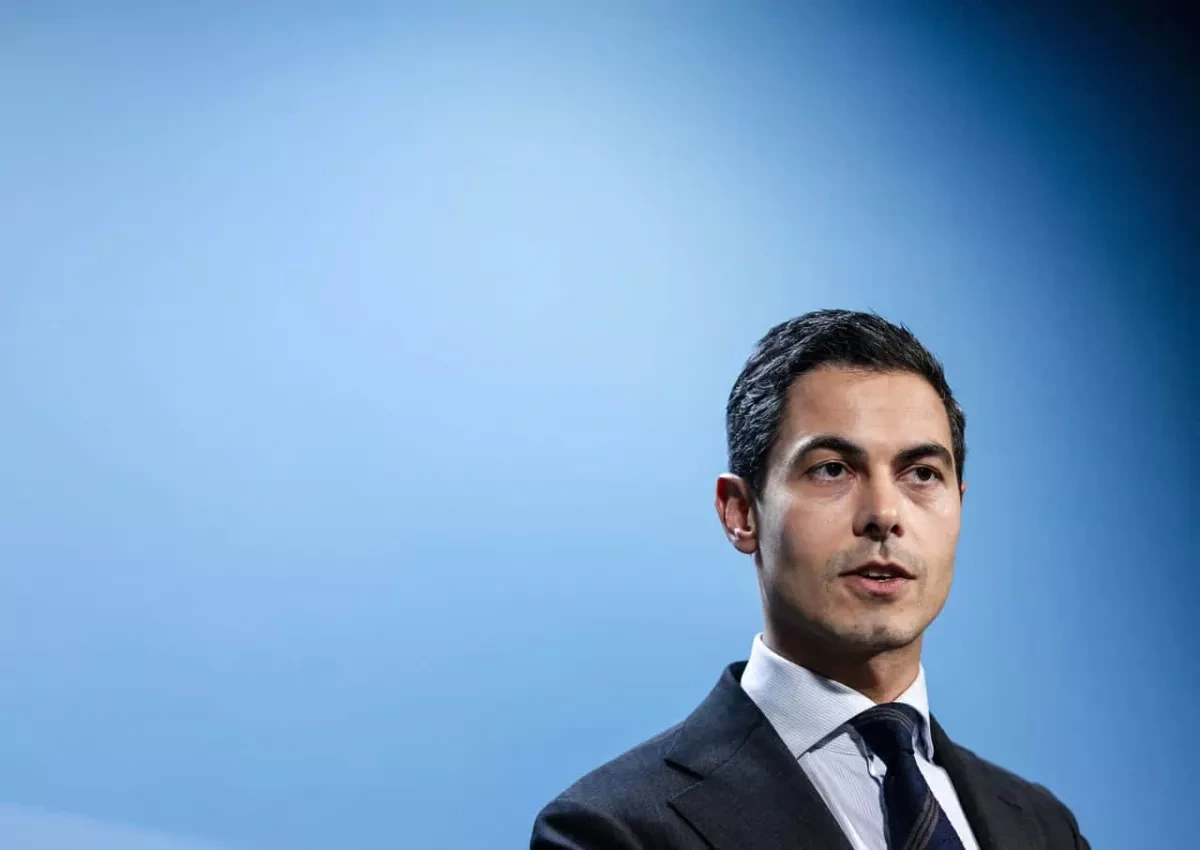 Dutch PM hospitalised after marine sting in Bonaire PHOTO