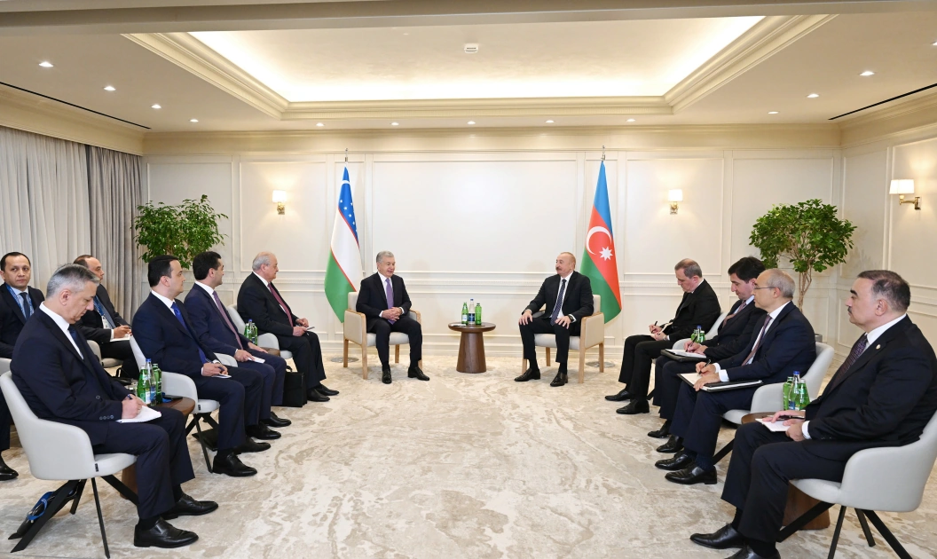President Ilham Aliyev meets with President of Uzbekistan (PHOTO)