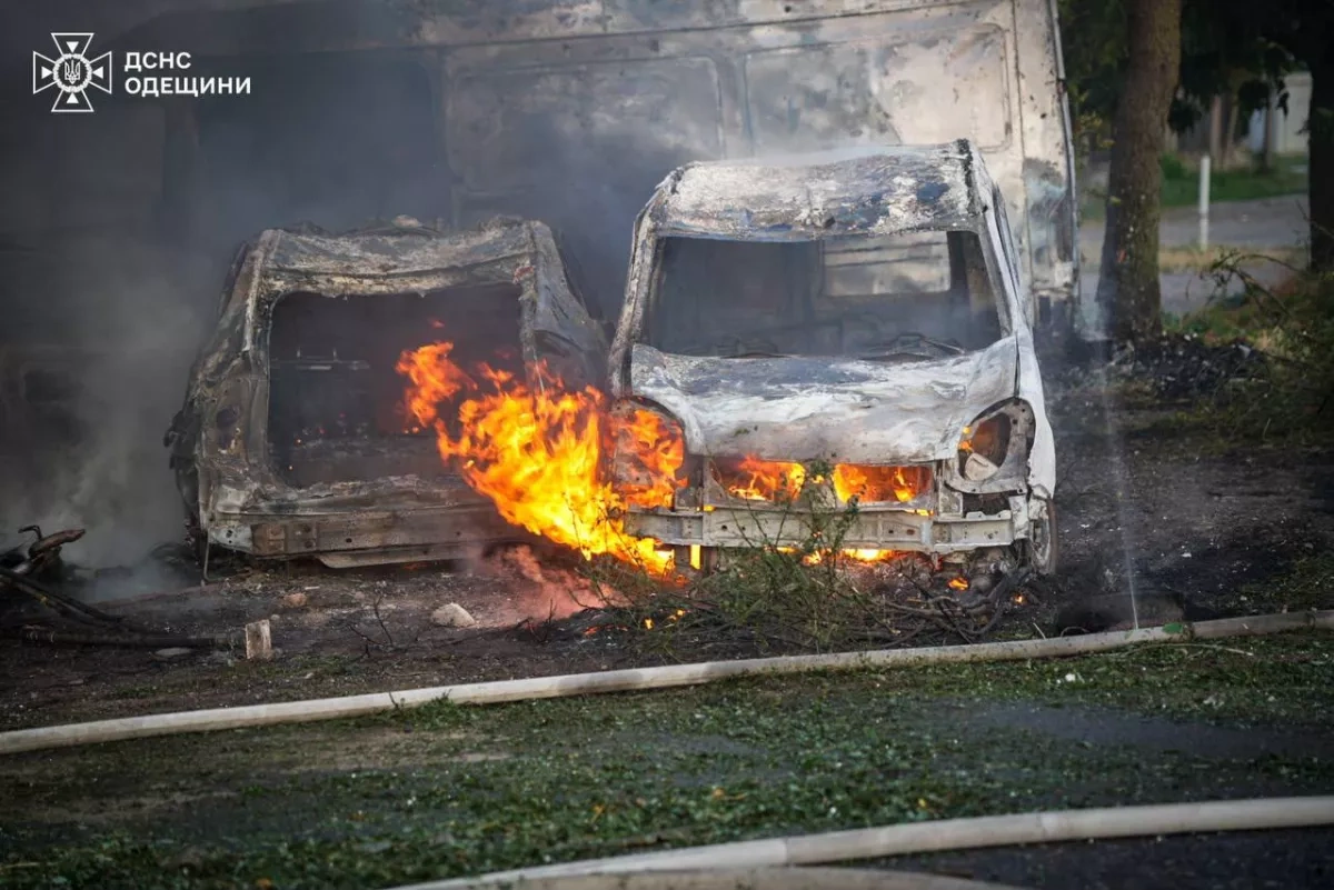 Russian attacks across Ukraine kill four, injure 12, Zelenskyy says PHOTO