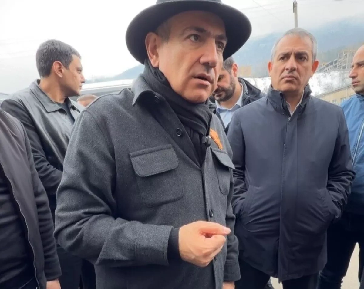 Armenia at a crossroads of history Bridge or forward outpost?