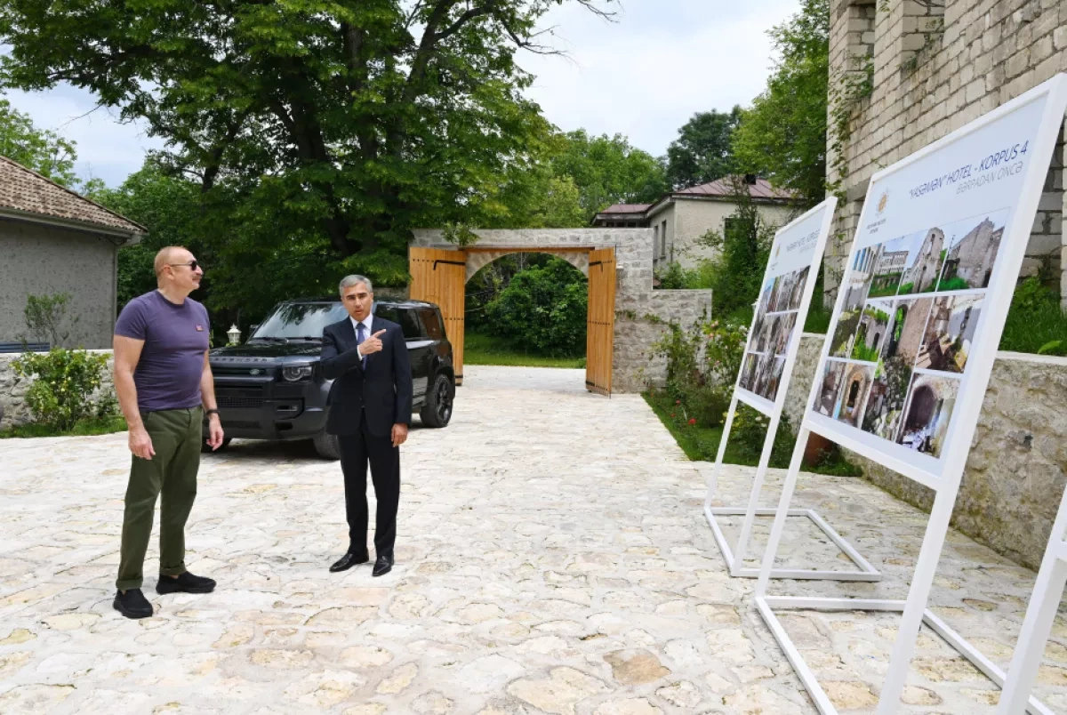 President Aliyev reviews restored buildings of “Yasaman” Hotel in Shusha PHOTO