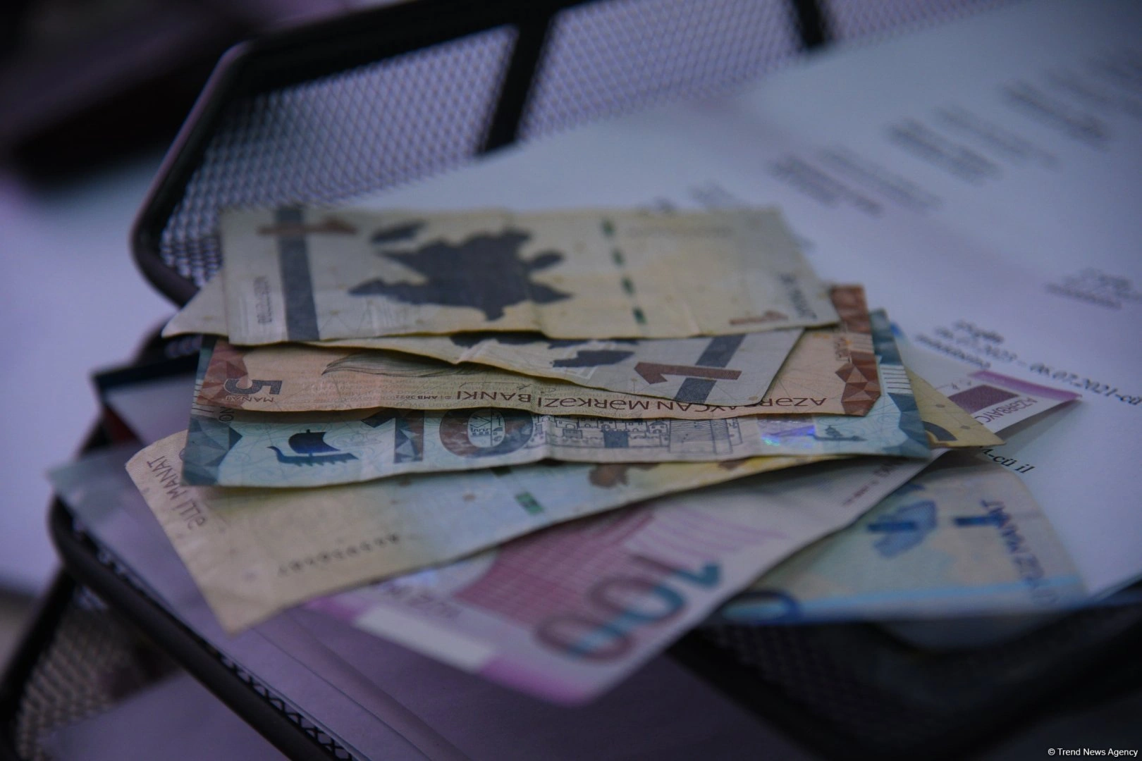 Azerbaijani currency to world currency rates for August 19