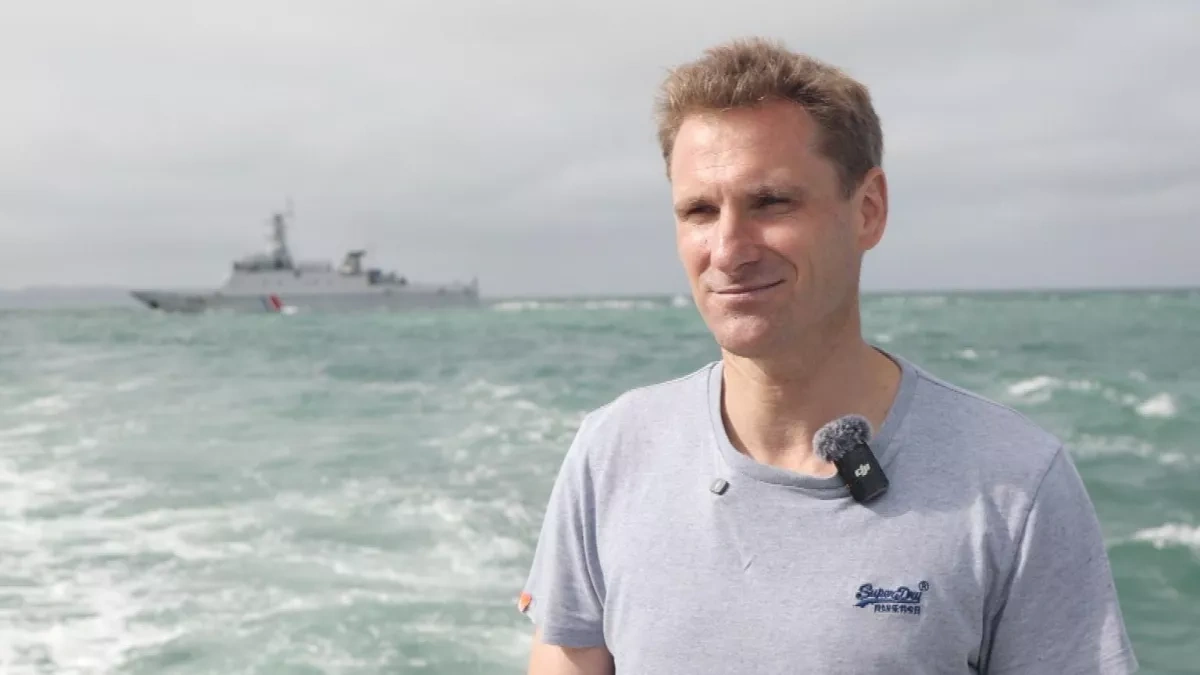 French warship fires warning shots near vessel carrying UK shadow home secretary