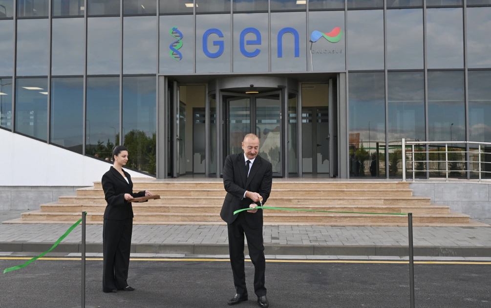 President Ilham Aliyev attends opening of a pharmaceutical manufacturing plant at Pirallahi Industrial Park (PHOTO)