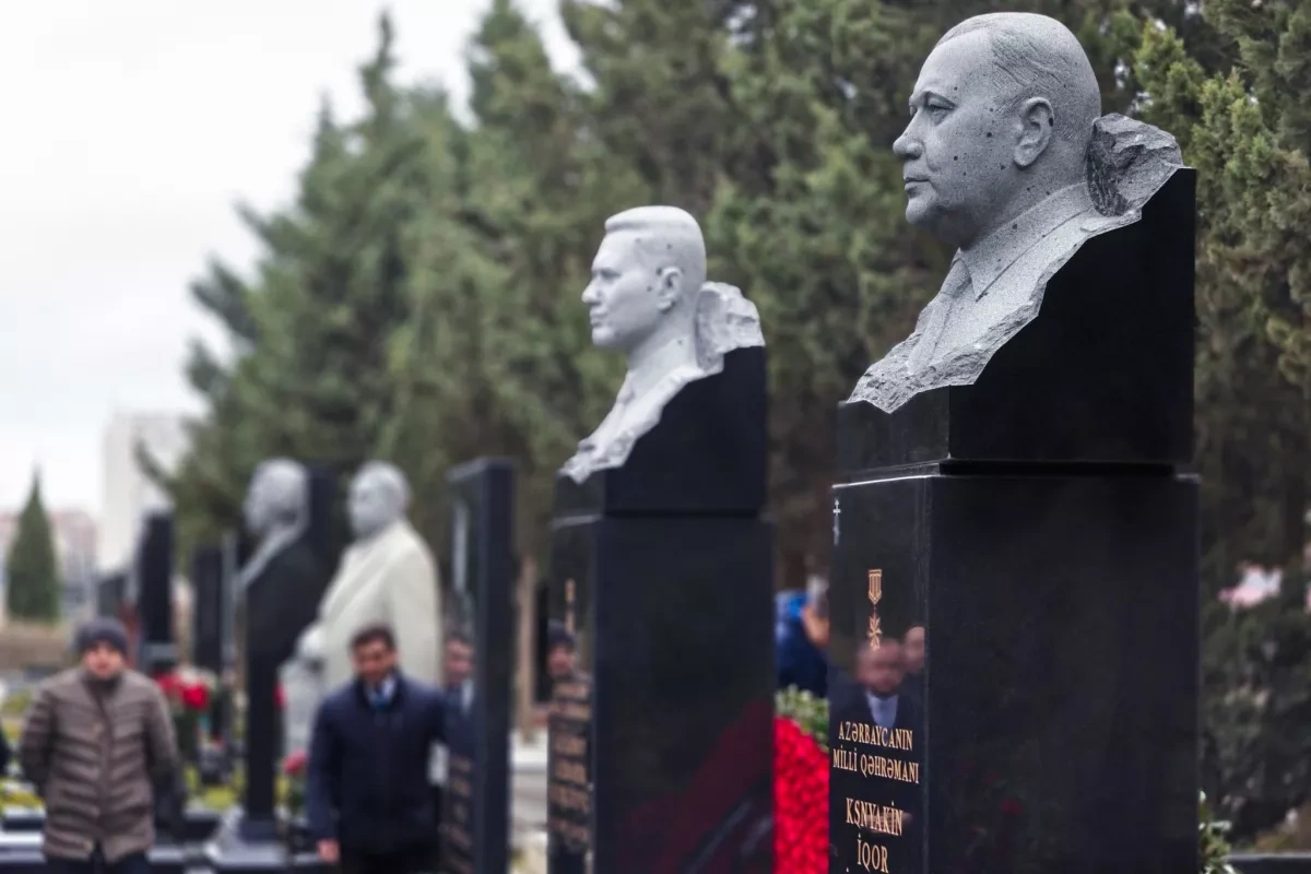 Orthodox bishop honors fallen AZAL crew on anniversary of tragic crash PHOTO