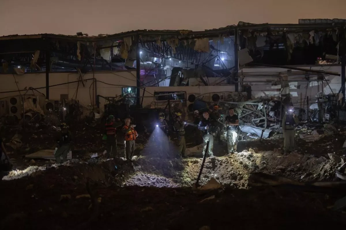 Iranian missile strikes drone factory in central Israel PHOTO