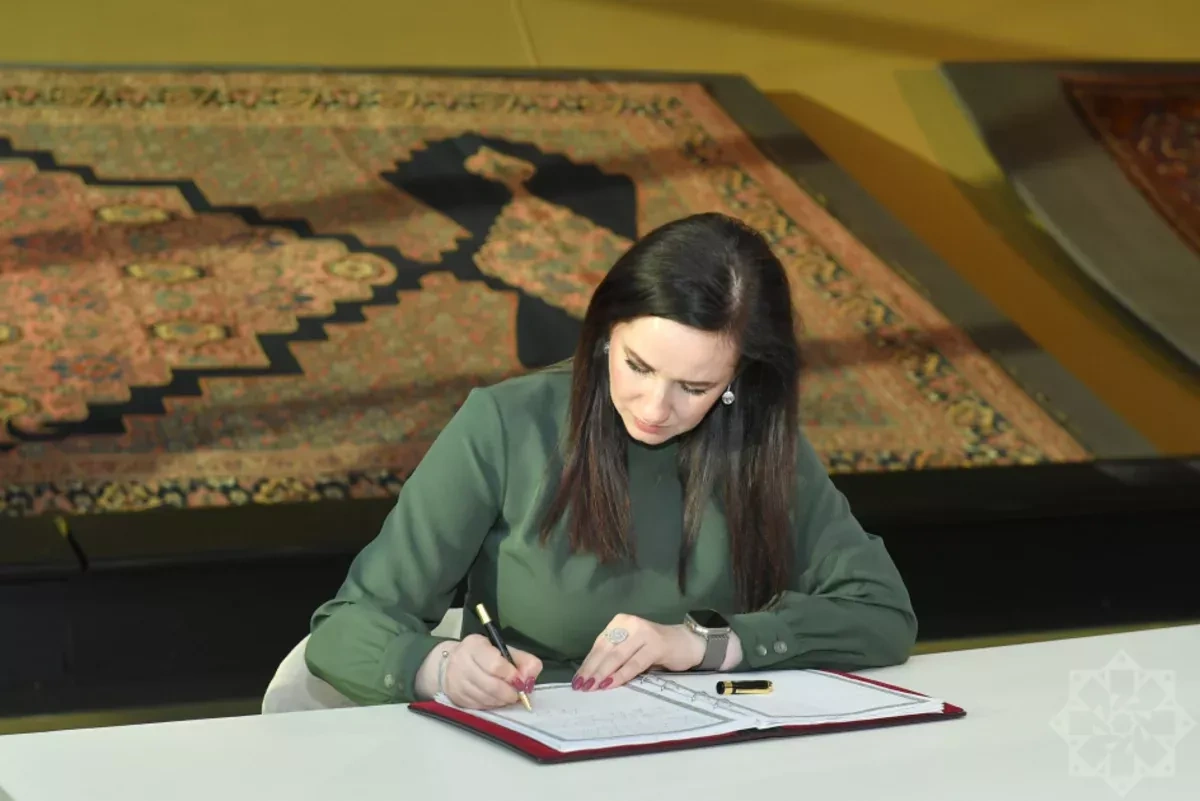 Lithuania’s PM tours Azerbaijan National Carpet Museum PHOTO