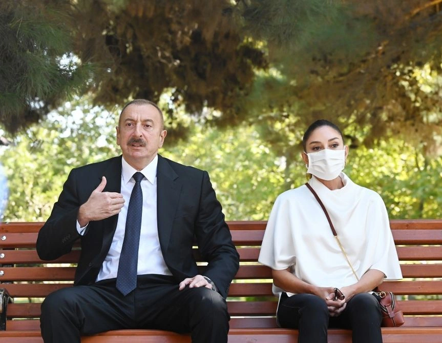 Chronicles of Victory (September 30, 2020): President Ilham Aliyev, First Vice President Mehriban Aliyeva meet with wounded servicemen undergoing treatment at Central Military Clinical Hospital of Defense Ministry (PHOTO/VIDEO)