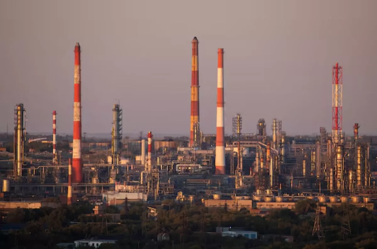 Drone attack forces Russia’s Orsk refinery to halt operations