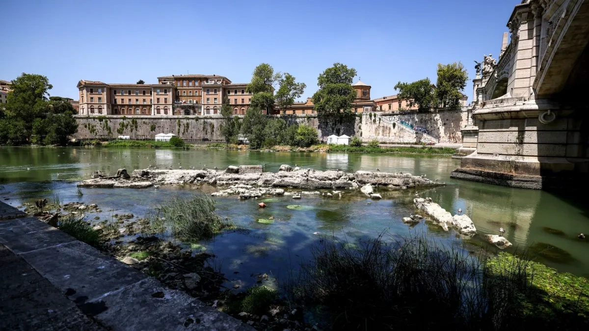 Nero-era ruins emerge from Tiber amid Italy’s scorching summer
