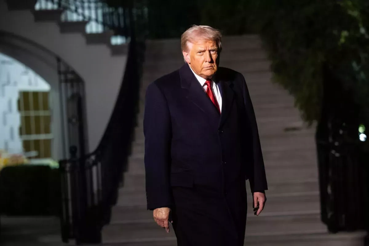 WP: Trump surpasses first term with record executive orders under one year