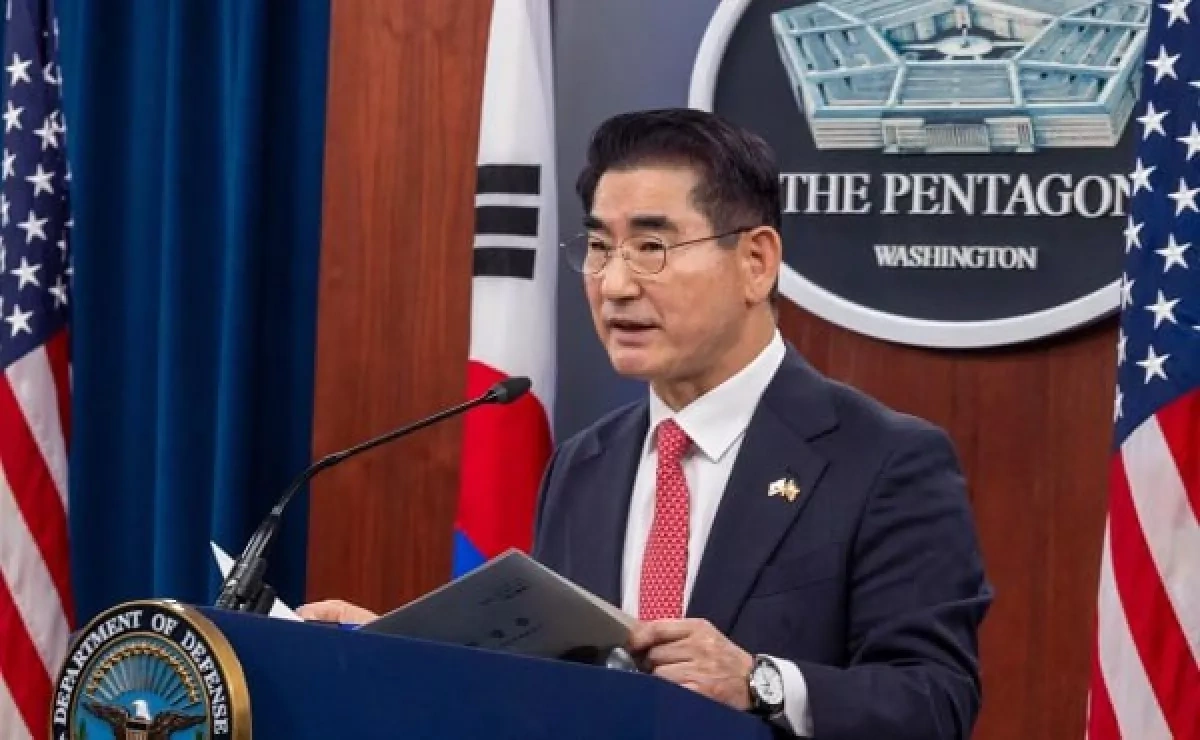 South Korean former defence minister sentenced to 30 years over martial law attempt