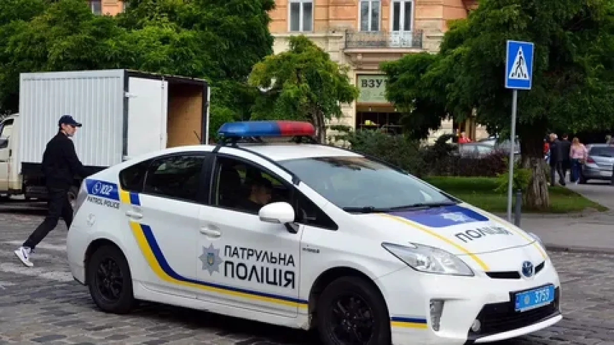 Ukrainian police detain armed man after shooting incident in Lviv high-rise PHOTO / VIDEO