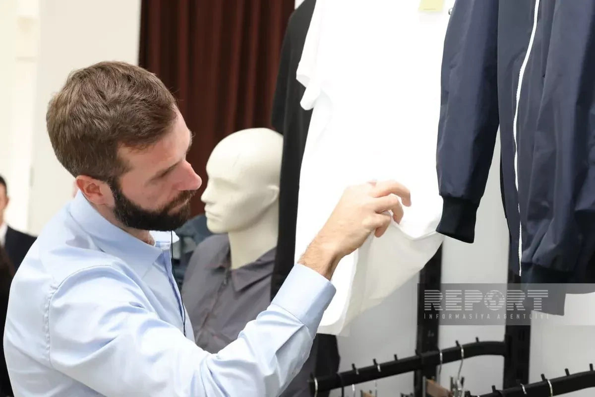 Foreign diplomats tour garment factory in Azerbaijan's Khankendi PHOTO