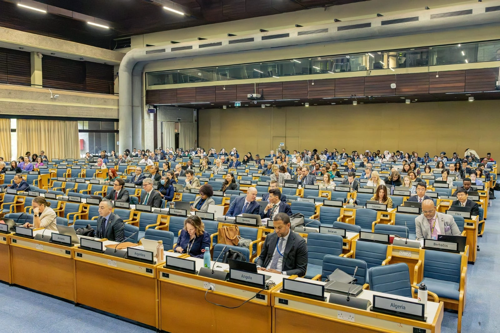 Azerbaijan chairs UNEP Permanent Representatives Committee's meeting in Nairobi (PHOTO)