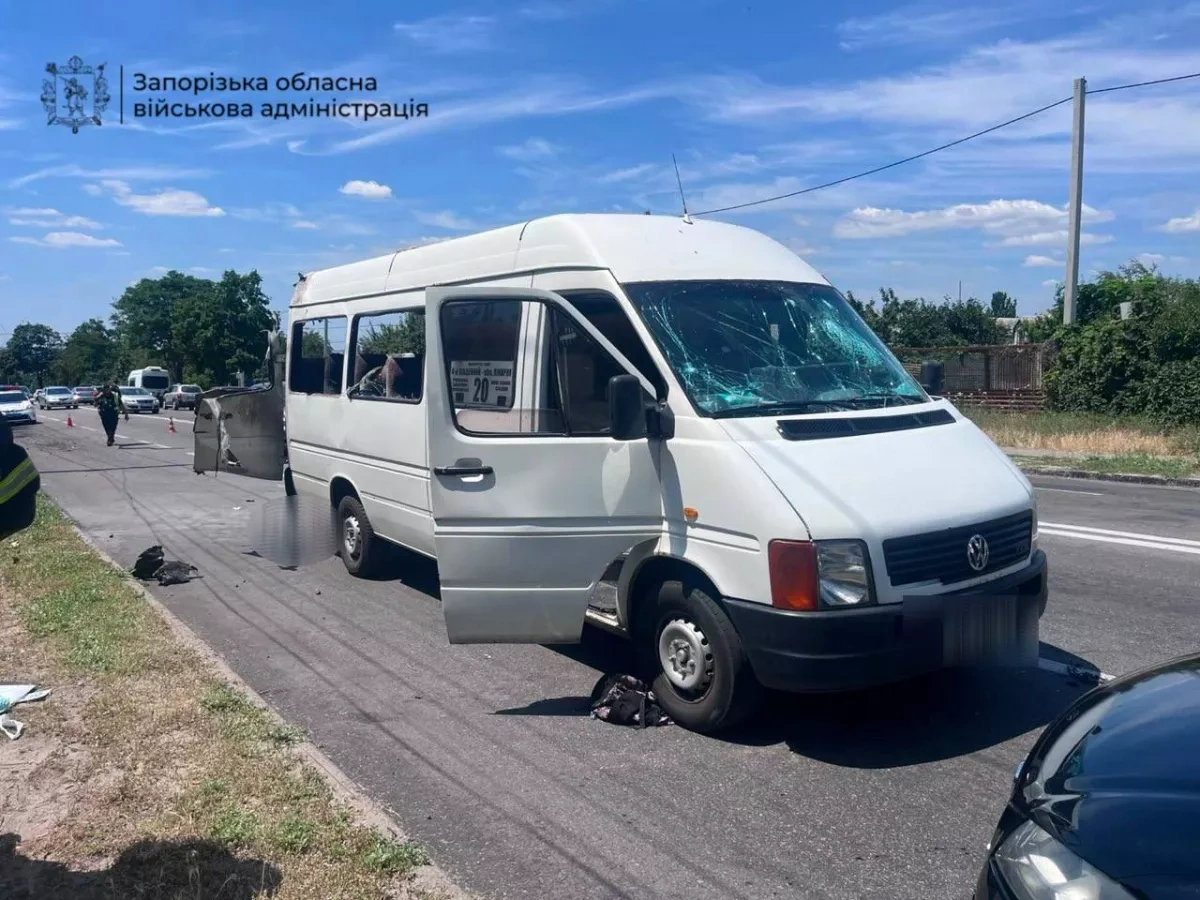 Russian drone strike on minibus kills three in Ukraine's Zaporizhzhia region PHOTO / VIDEO