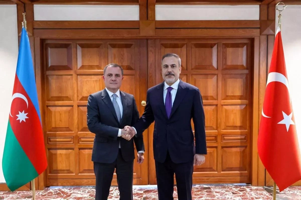 Türkiye, Azerbaijan hold talks to calm Middle East strains