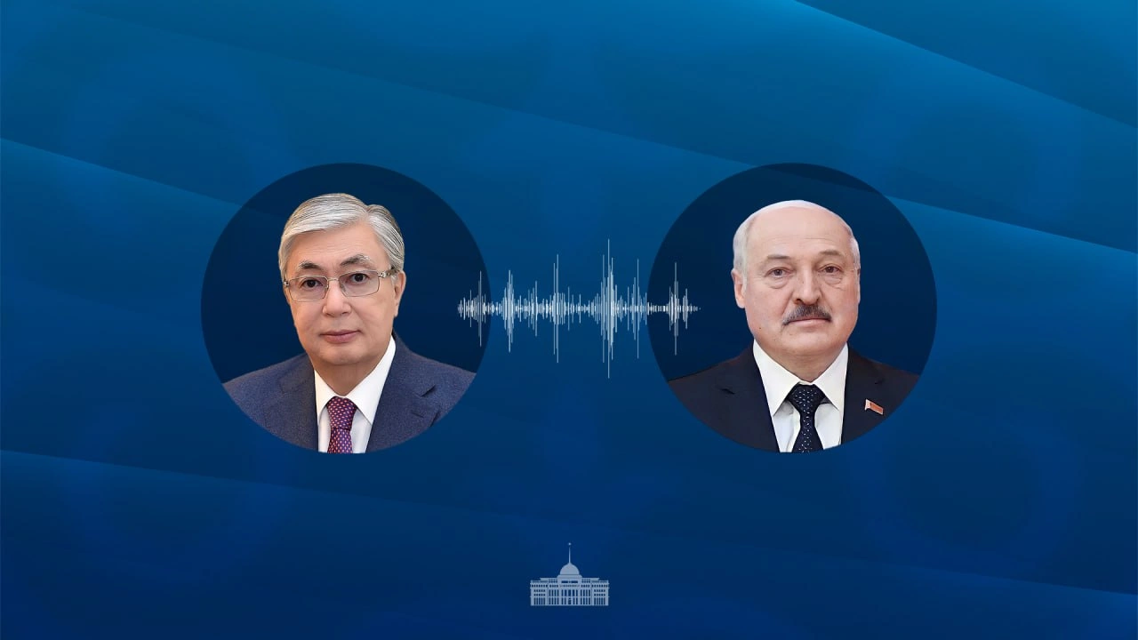 Kazakhstan's Tokayev invites Lukashenko to attend Eurasian Economic Forum in Astana