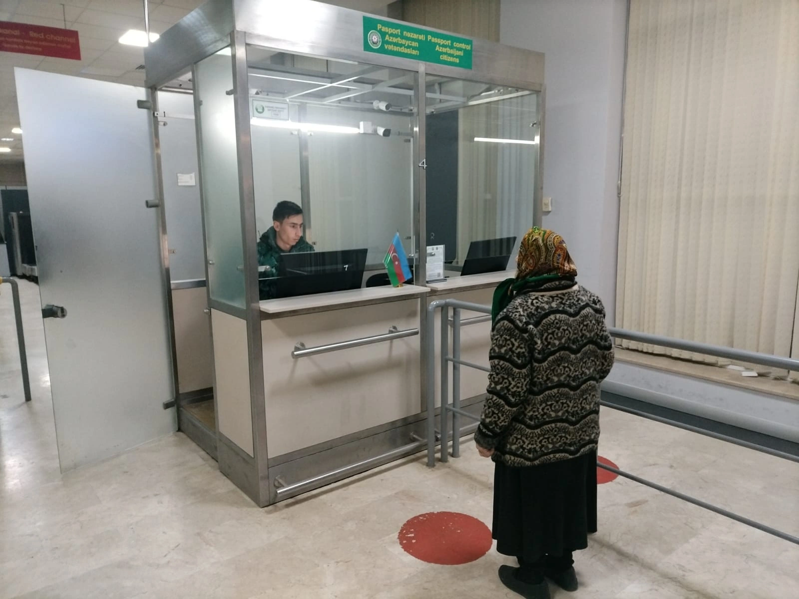 Seven Azerbaijani citizens evacuate following US and Israeli strikes on Iran (PHOTO)