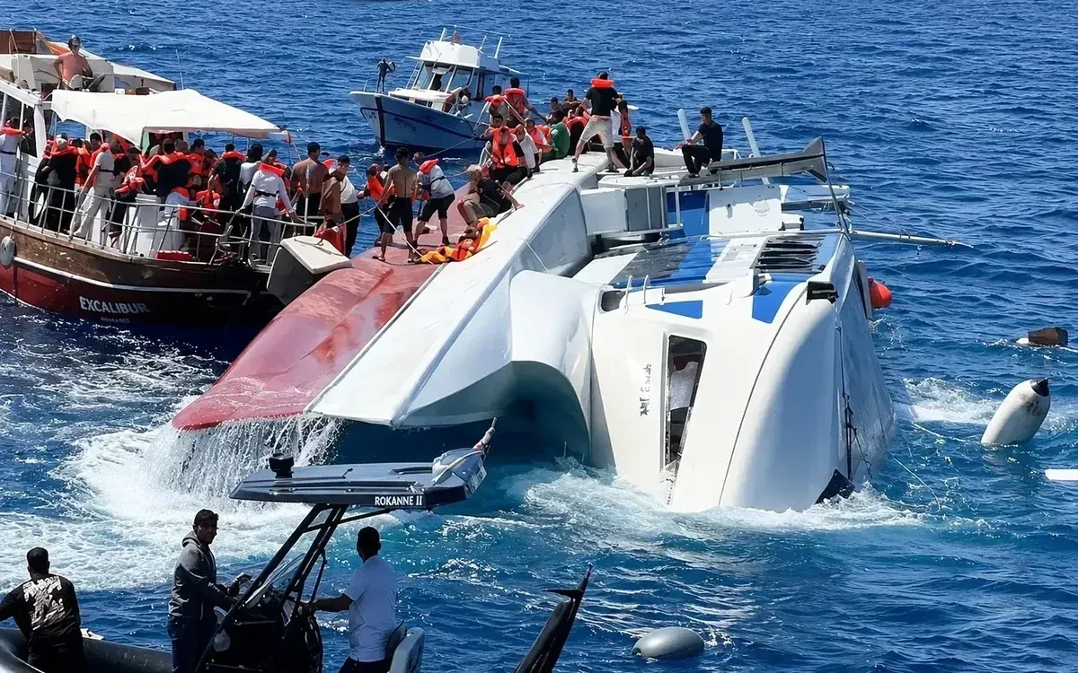 Detention of Azerbaijanis extended over Northern Cyprus shipwreck