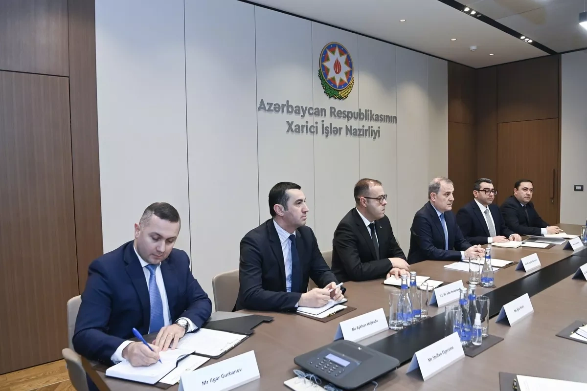 Azerbaijan, NATO discuss cooperation on mine clearance, cybersecurity PHOTO