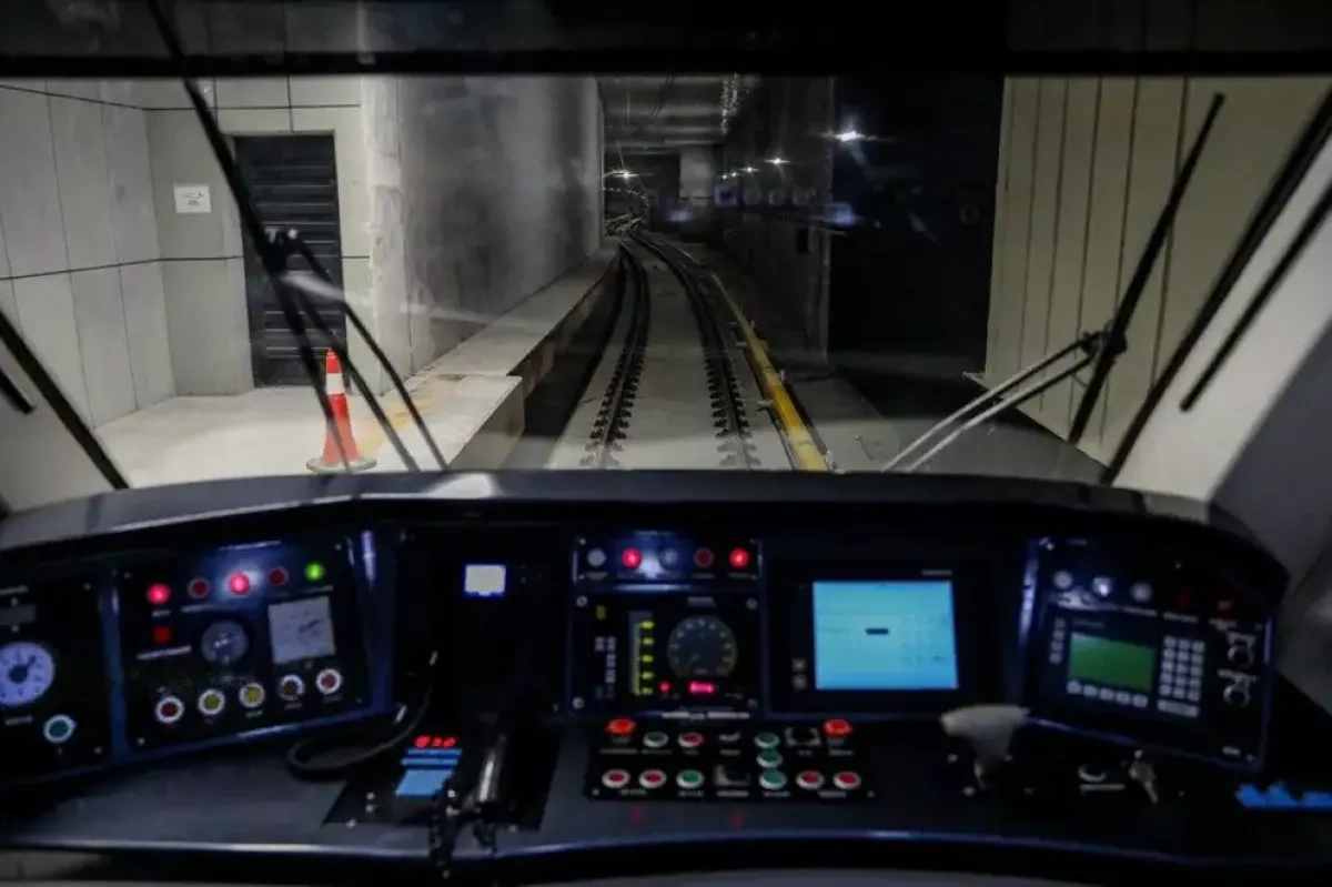 Tehran prepares metro stations for use as bomb shelters