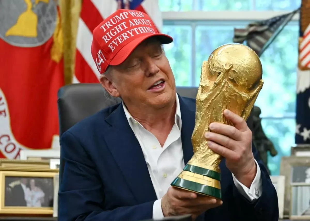Trump to hand over World Cup trophy, awkward moments possible CNN analysis says