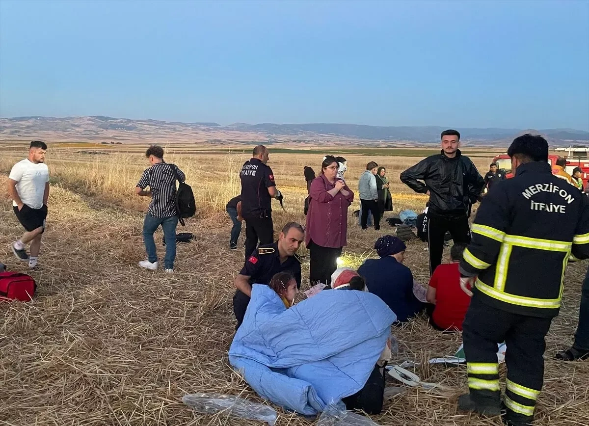Dozens injured after bus overturns in northern Türkiye PHOTO