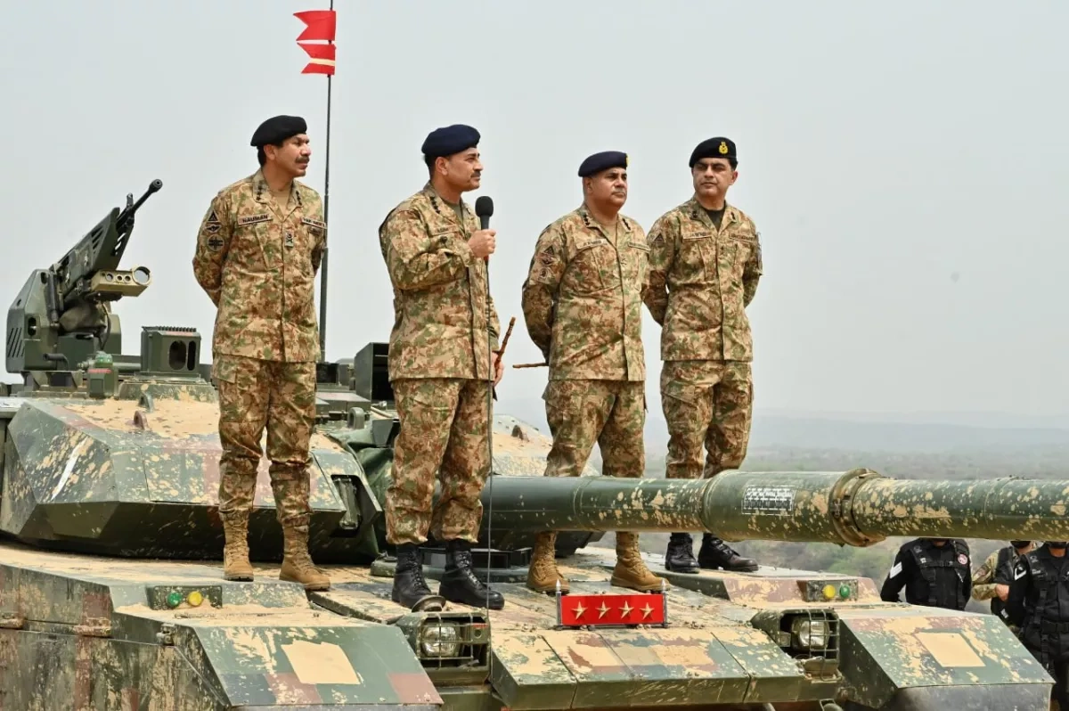 Pakistan Army drops WhatsApp, turns to WeChat over security risks