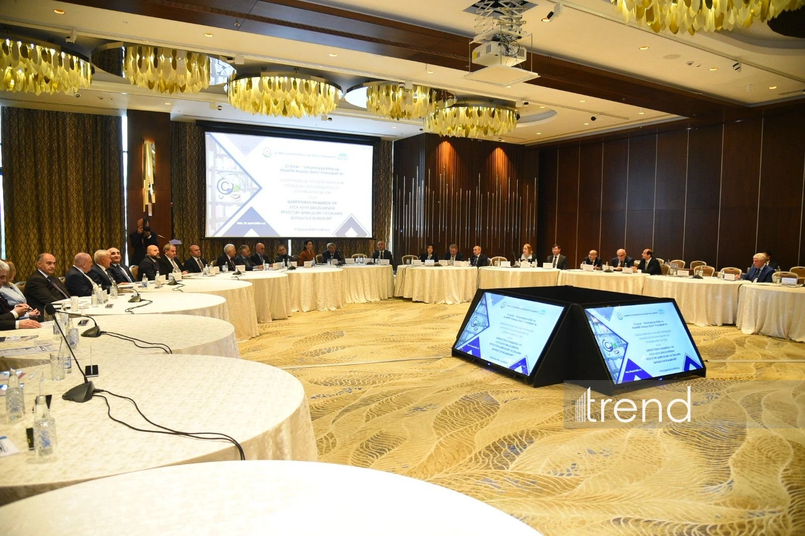 Azerbaijan's Baku hosts conference on World Book Day (PHOTO)