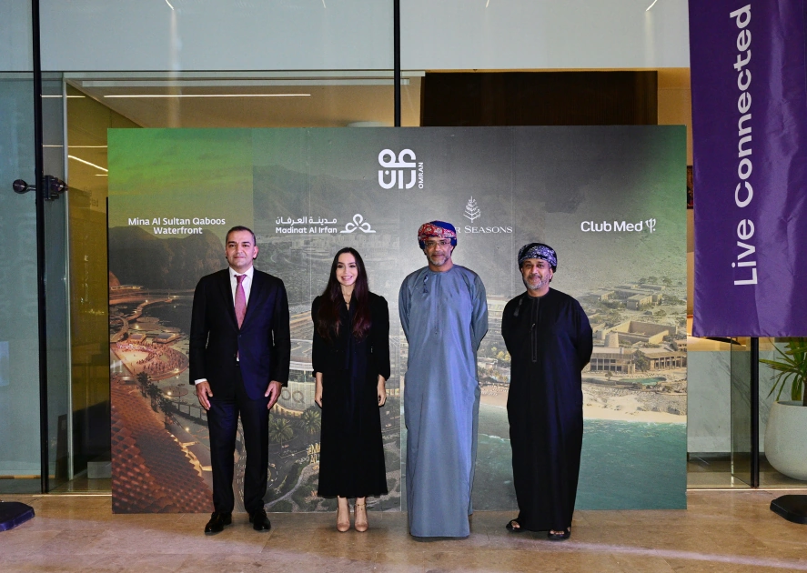 Heydar Aliyev Foundation VP Leyla Aliyeva familiarizes with projects implemented by Oman Tourism Development Company in Muscat (PHOTO)