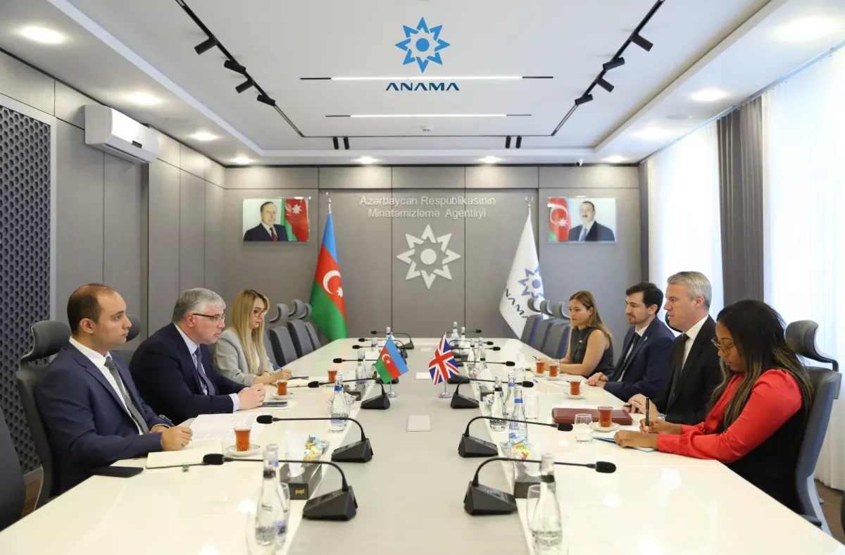 Azerbaijan, UK strengthen ties in humanitarian mine clearance efforts PHOTO